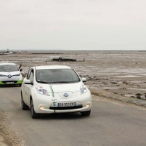 TVE - Traversée du Gois - Nissan LEAF et enfilade de Renault Zoé