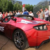 TVE - Paddock - Pré-événement au CG 85 + Tesla Roadster en charge